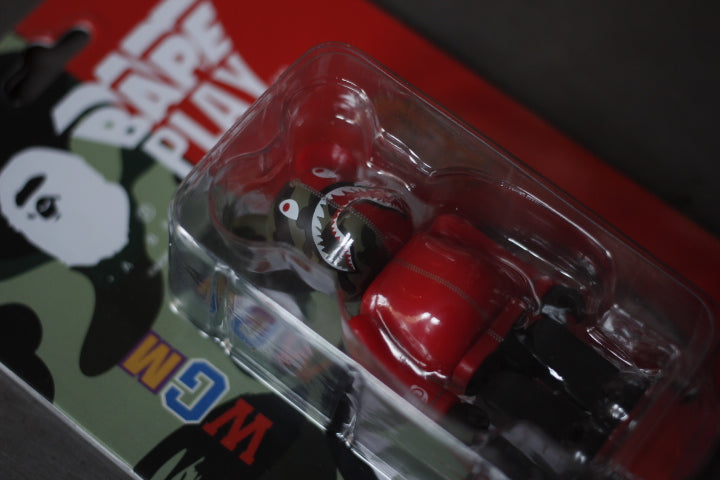 1st Camo Shark Bape Bearbrick 100% - Red